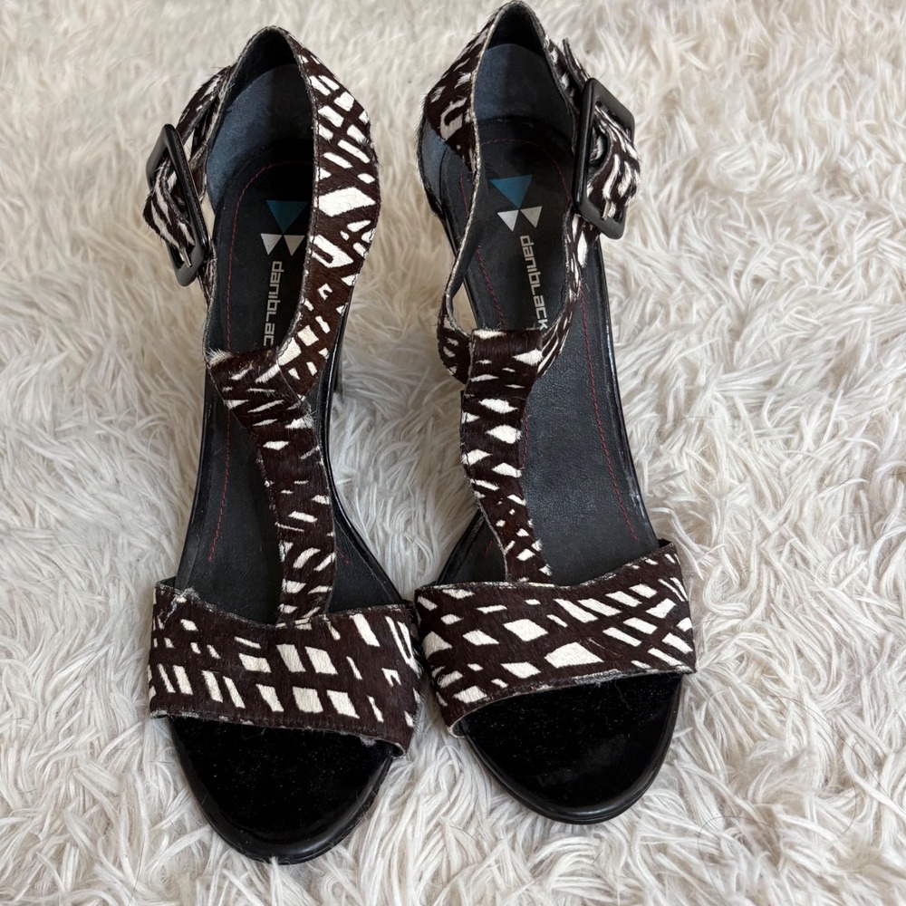 Dani Black Animal Print Pony Hair T Strap Heels Sandals Buckle‎ Size 7M
